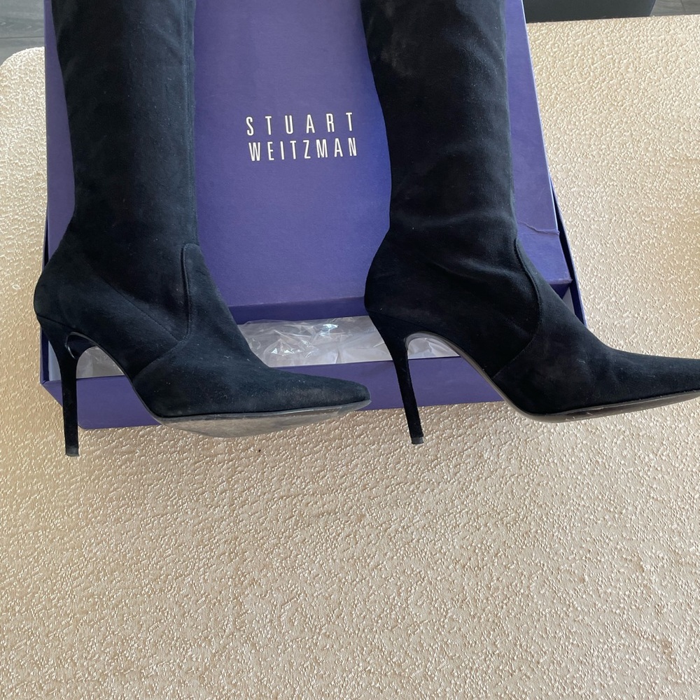Stuart Weitzman   Tall suede boots with original box.